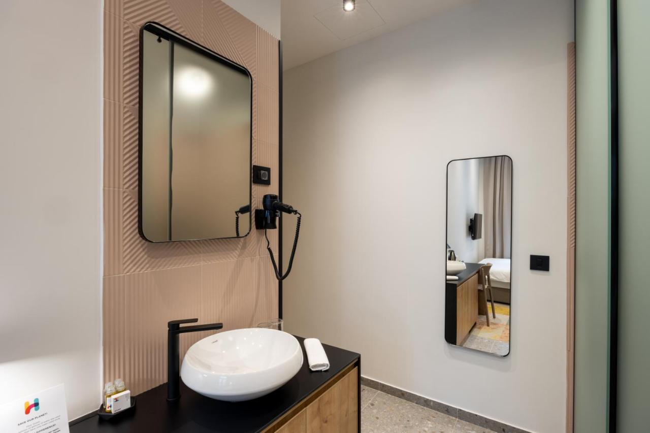 Hop Inn Rooms & Suites เบลเกรด ภายนอก รูปภาพ