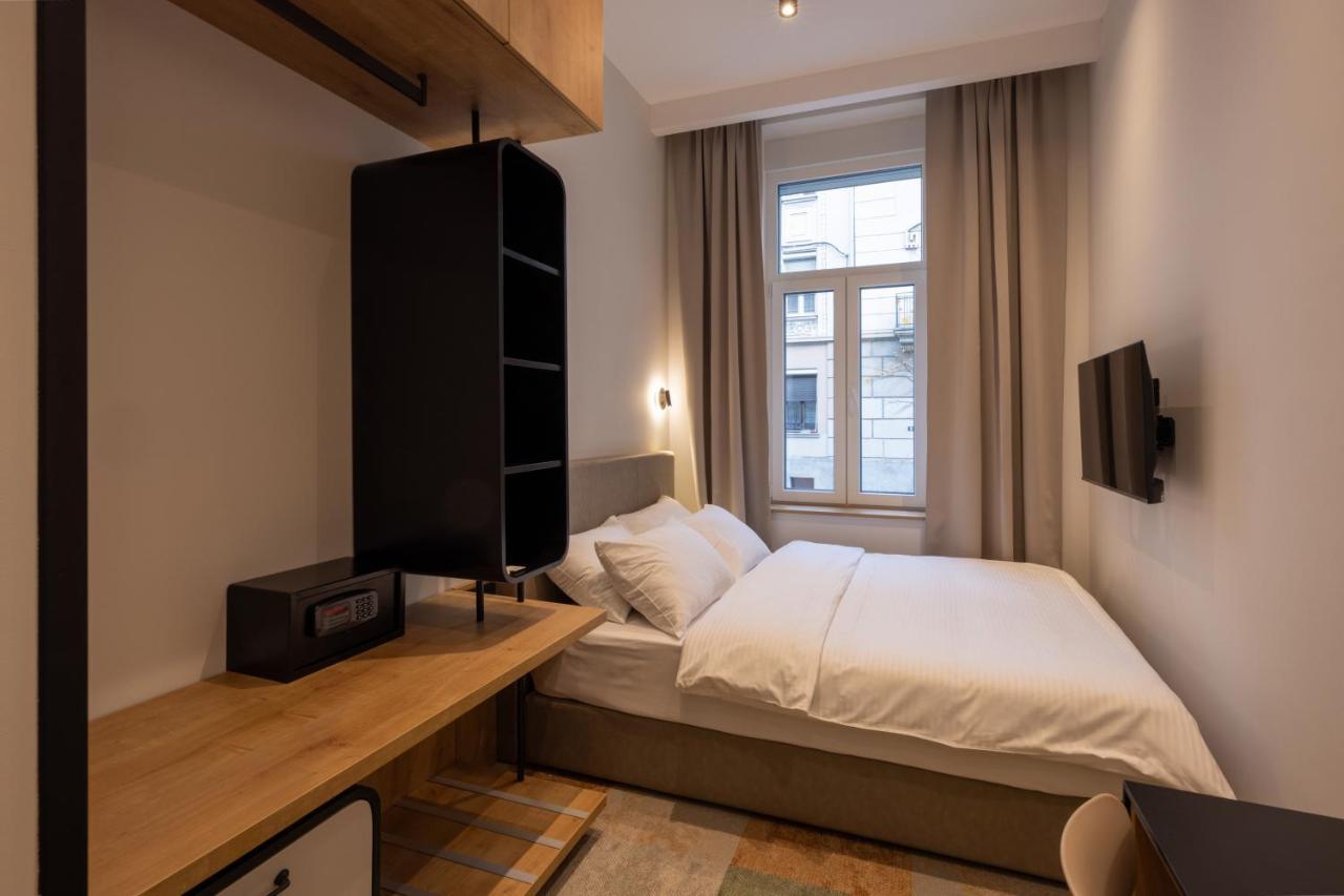 Hop Inn Rooms & Suites เบลเกรด ภายนอก รูปภาพ