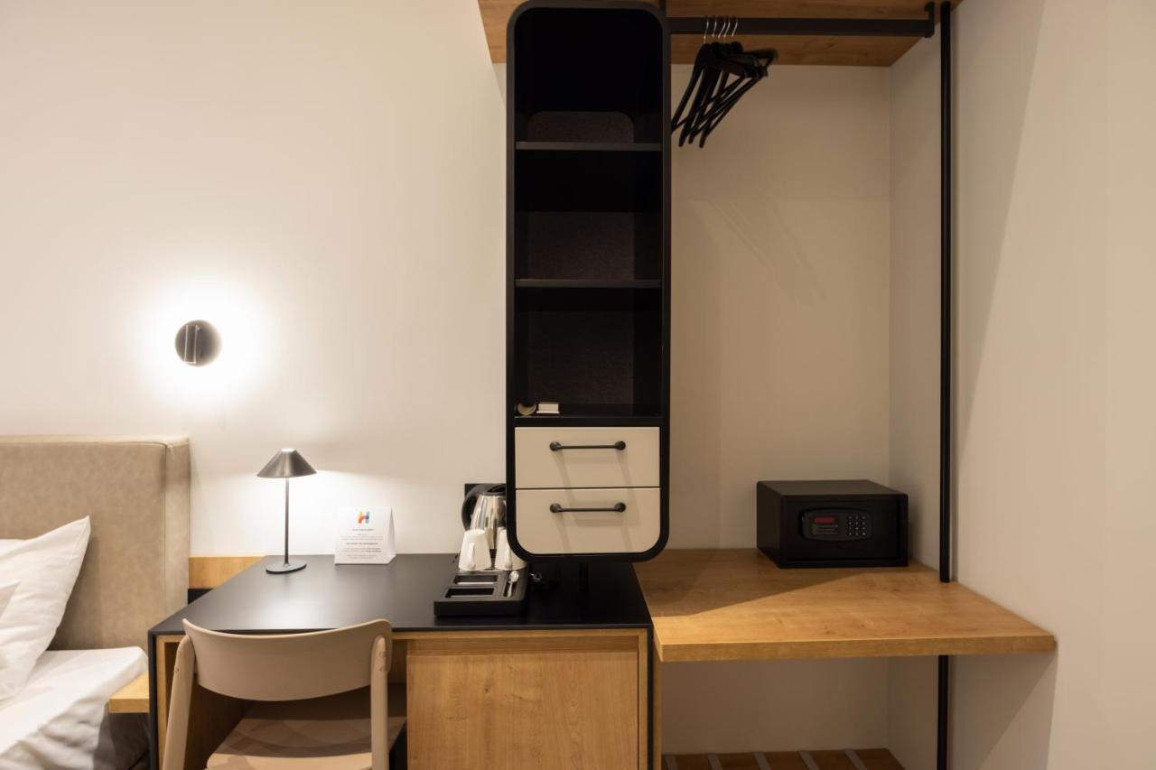 Hop Inn Rooms & Suites เบลเกรด ภายนอก รูปภาพ
