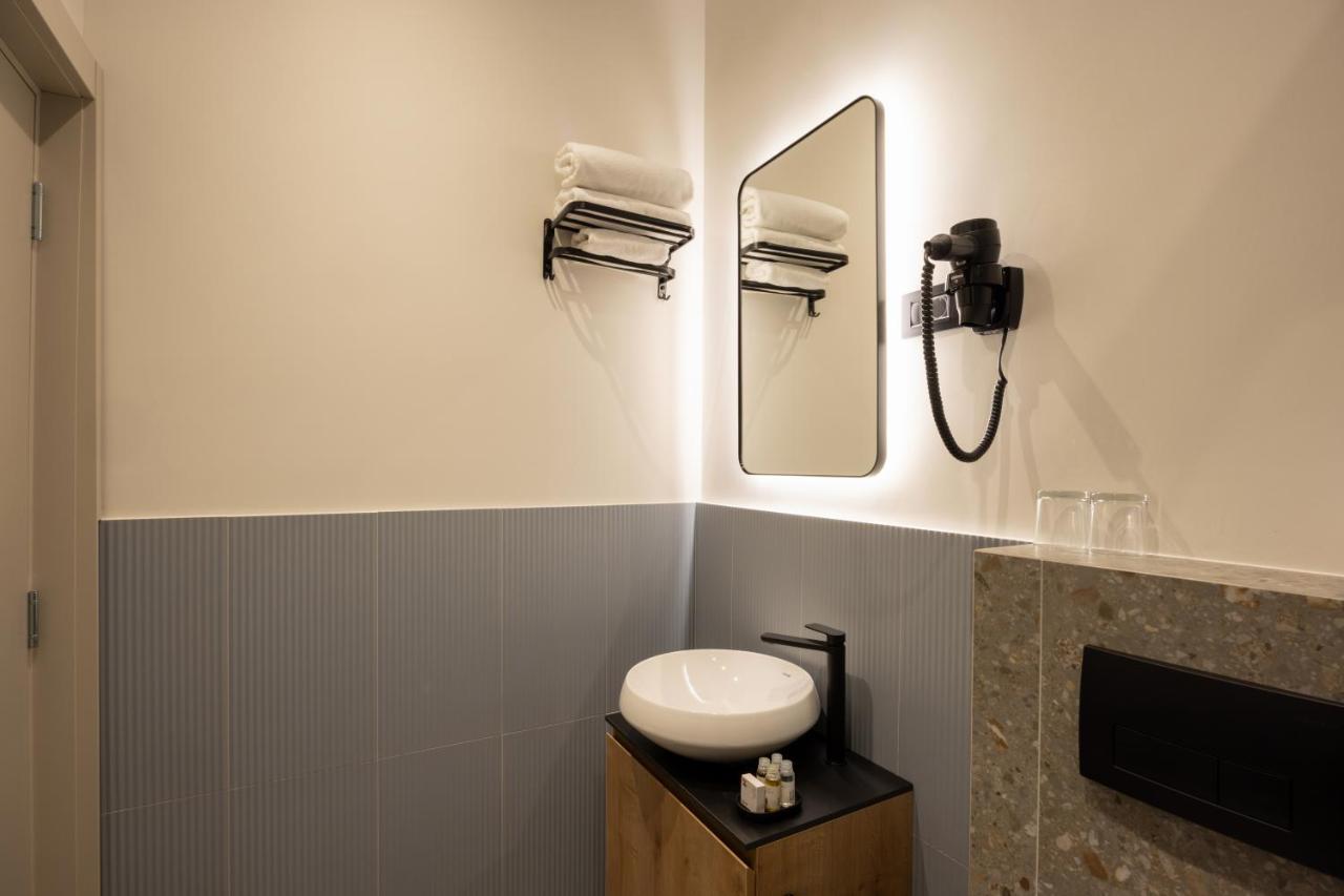Hop Inn Rooms & Suites เบลเกรด ภายนอก รูปภาพ