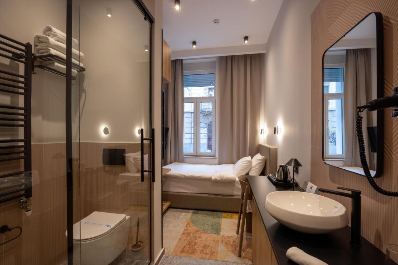 Hop Inn Rooms & Suites เบลเกรด ภายนอก รูปภาพ