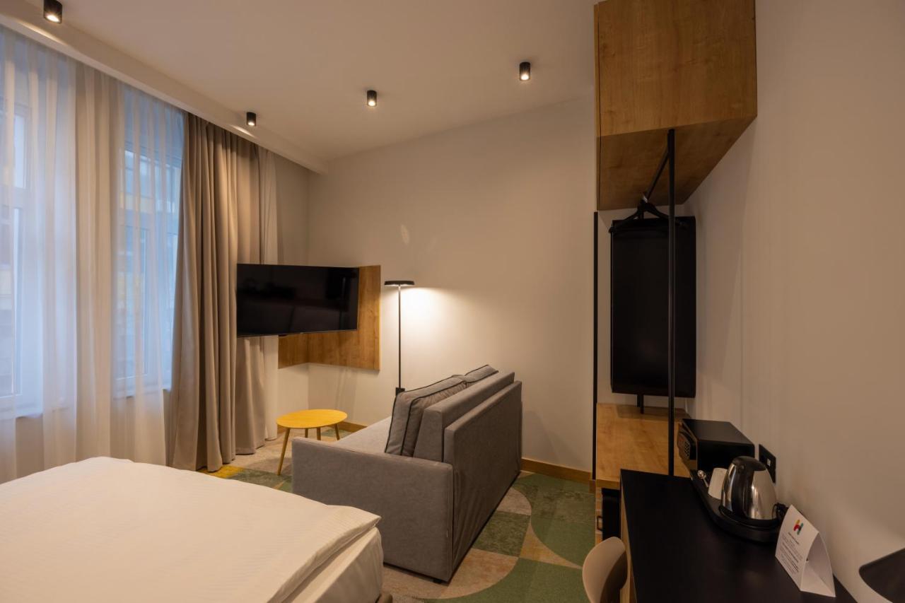 Hop Inn Rooms & Suites เบลเกรด ภายนอก รูปภาพ