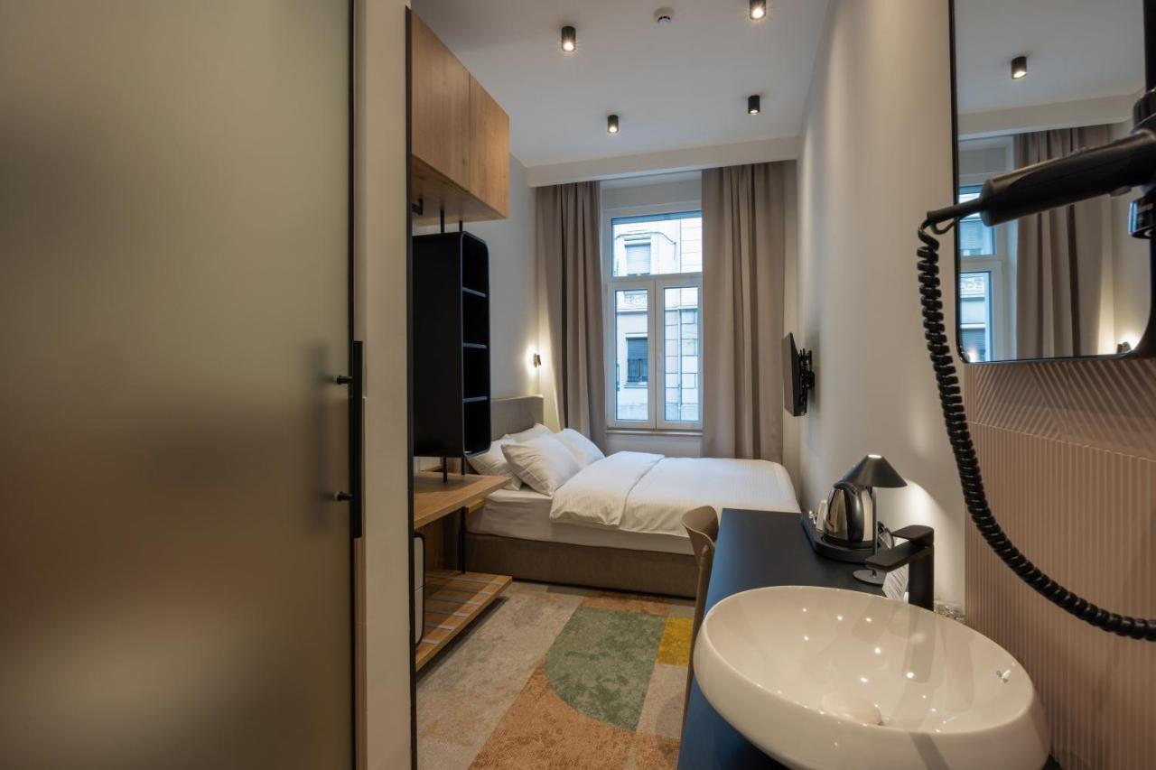 Hop Inn Rooms & Suites เบลเกรด ภายนอก รูปภาพ