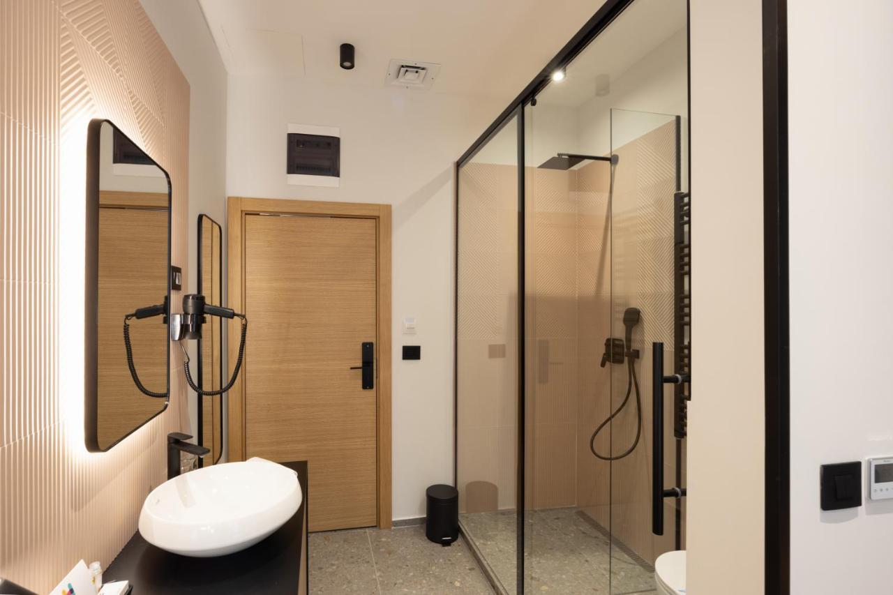 Hop Inn Rooms & Suites เบลเกรด ภายนอก รูปภาพ