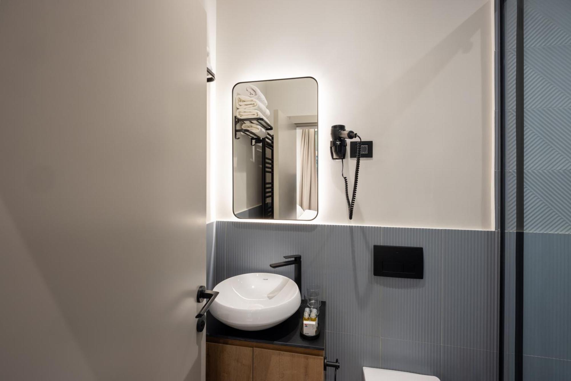 Hop Inn Rooms & Suites เบลเกรด ภายนอก รูปภาพ
